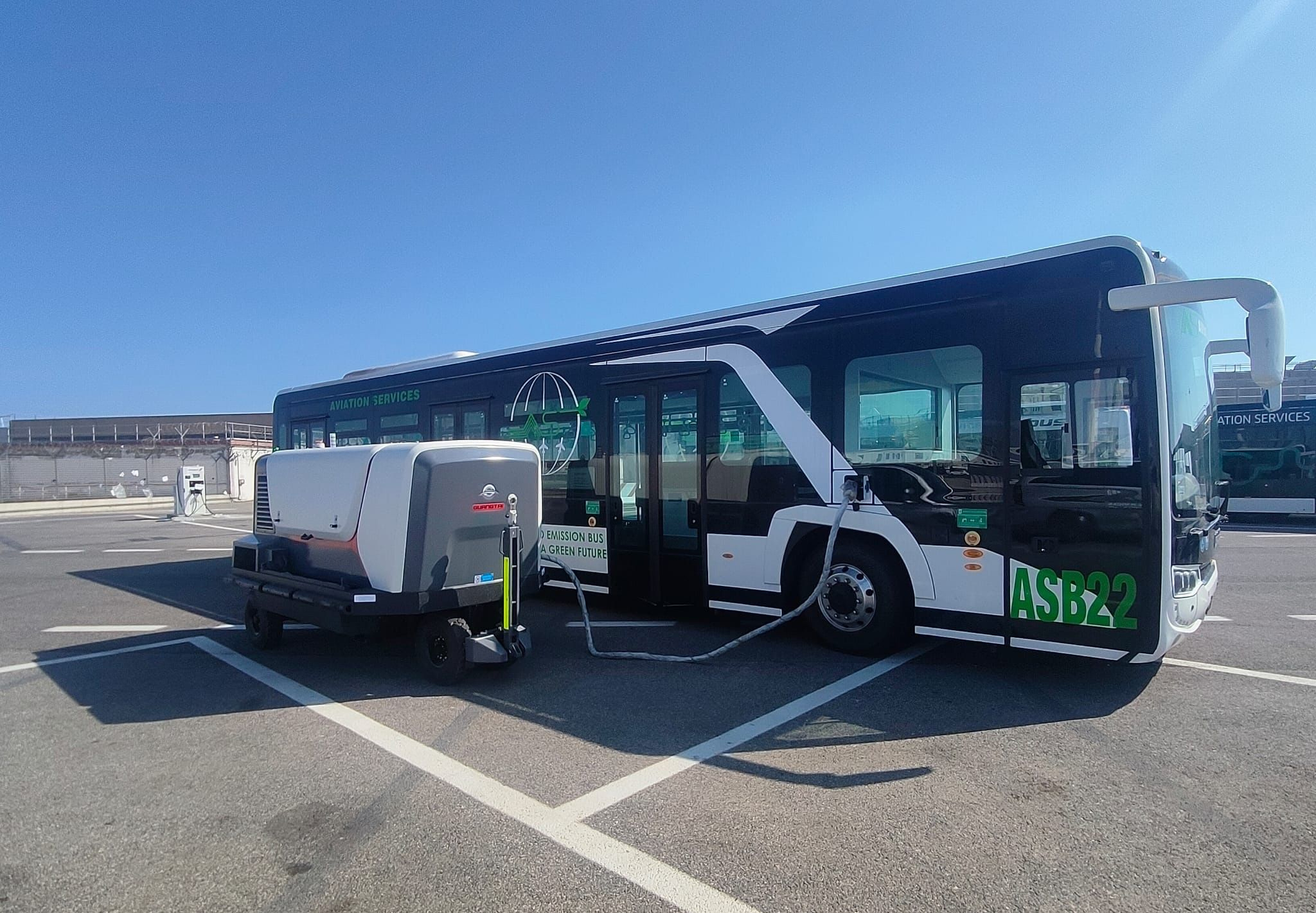 電動-充電寶-國際-意大利-羅馬-菲烏米奇諾機(jī)場-WechatIMG6396.jpg 電動-充電寶-國際-意大利-羅馬-菲烏米奇諾機(jī)場-WechatIMG6396.jpg